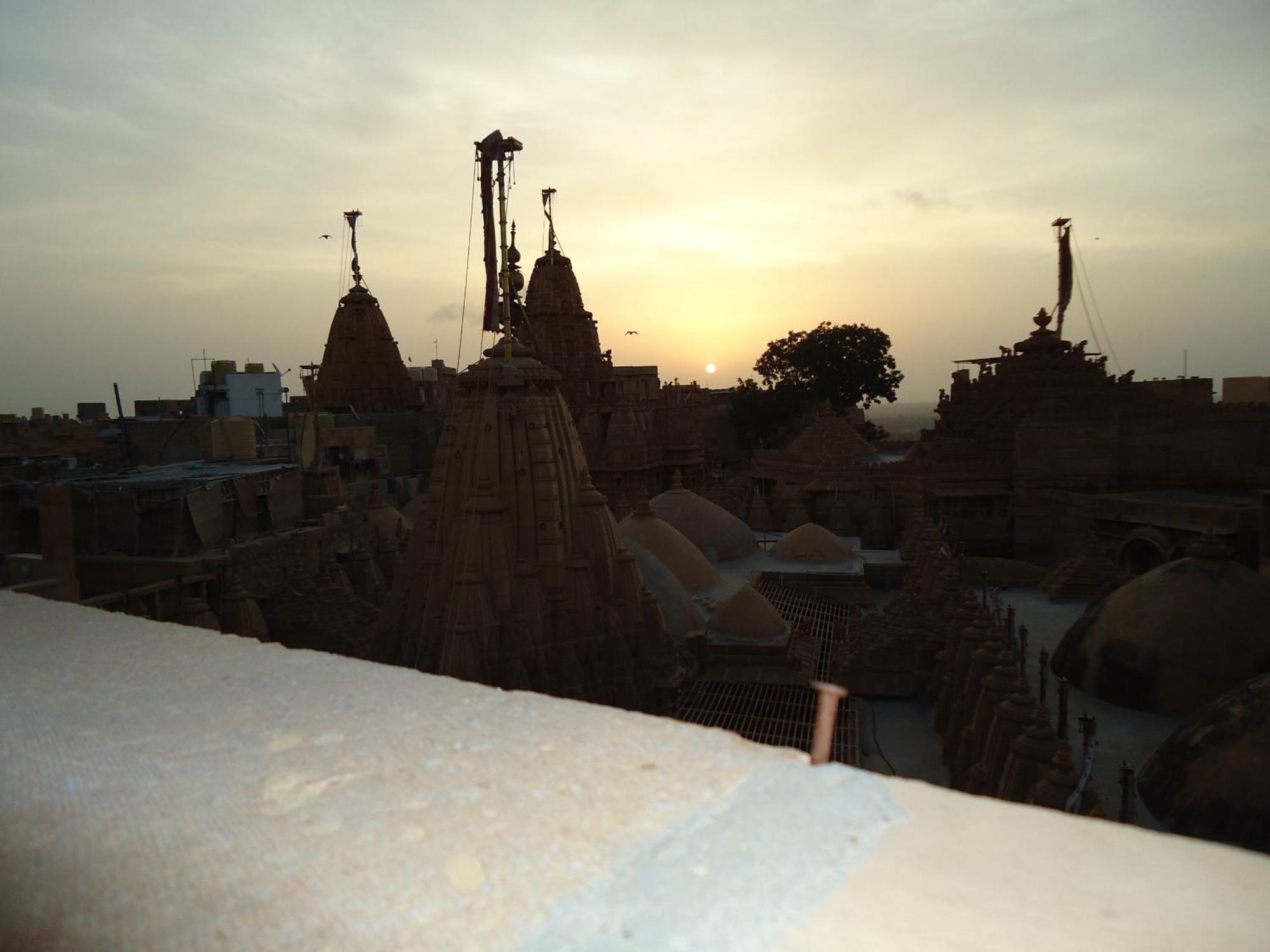 Ganesh Guest House Jaisalmer Buitenkant foto